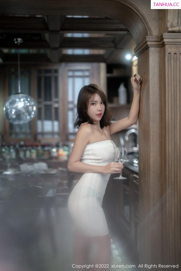 雅雯  [XiuRen]高清写真图 2022.12.13 No.5988 雅雯 黑丝美腿第42张图片